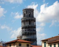 Campanile of Scheve Toren van Pisa