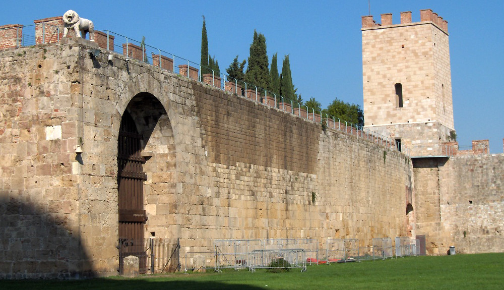 Stadsmuren van Pisa