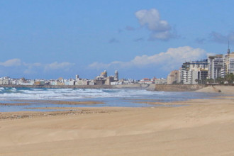 Playa de Cortadura (deels naaktstrand)